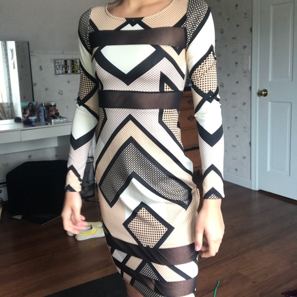 Mesh dress - Picture 3 of 4